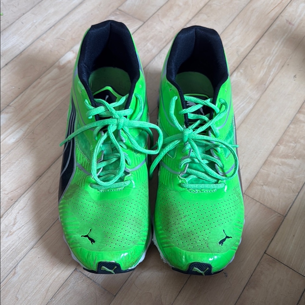 Puma Neon Green Athletic Shoes